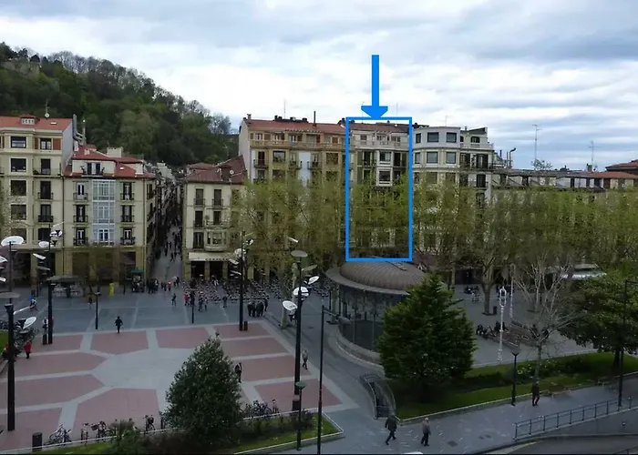 Luxury In Old Town Near Beach By Www,Sansebastianapartments,Es